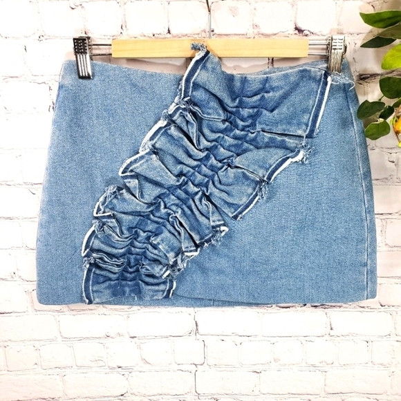 ZARA Ruffled Bow Denim Mini Skirt Size 5 - Picture 9 of 9